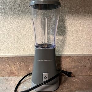 Hamilton Beach Silver and Clear Blender